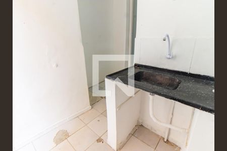 Cozinha de kitnet/studio para alugar com 1 quarto, 21m² em Vila Bertioga, São Paulo