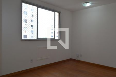 Sala  de apartamento para alugar com 1 quarto, 40m² em Freguesia (jacarepaguá), Rio de Janeiro