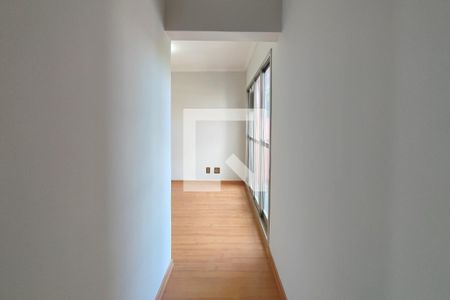 Corredor Quartos de apartamento para alugar com 3 quartos, 99m² em Parque Industrial, Campinas