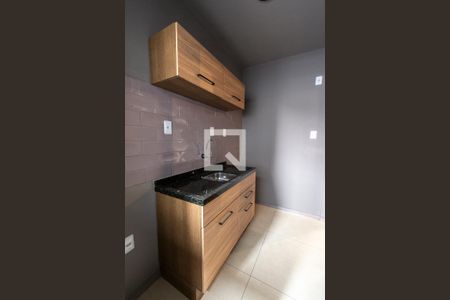 Cozinha de apartamento para alugar com 1 quarto, 58m² em Menino Deus, Porto Alegre