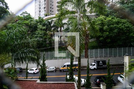 Vista  de apartamento para alugar com 3 quartos, 83m² em Vila Andrade, São Paulo