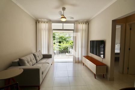 Sala de apartamento para alugar com 2 quartos, 85m² em Jardim Belmar, Guarujá