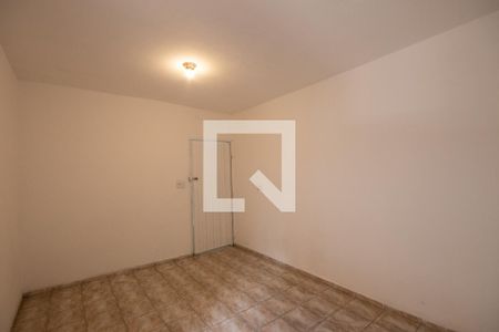 Quarto 2 de casa para alugar com 2 quartos, 75m² em Parque Edu Chaves, São Paulo