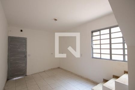 Sala  de casa para alugar com 2 quartos, 75m² em Parque Edu Chaves, São Paulo