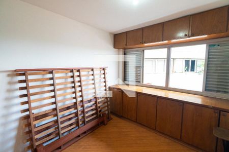 Quarto 1 de apartamento para alugar com 2 quartos, 65m² em Jardim Oriental, São Paulo