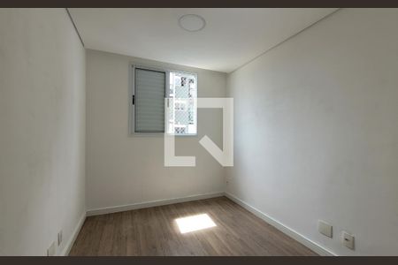 Quarto 2 de apartamento para alugar com 2 quartos, 50m² em Utinga, Santo André