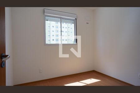 Quarto 2 de apartamento para alugar com 2 quartos, 50m² em Humaitá, Porto Alegre