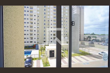 Quarto 1 - Vista de apartamento para alugar com 2 quartos, 50m² em Humaitá, Porto Alegre