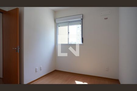 Quarto 1 de apartamento para alugar com 2 quartos, 50m² em Humaitá, Porto Alegre