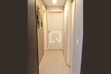 Corredor de apartamento à venda com 3 quartos, 83m² em Buritis, Belo Horizonte