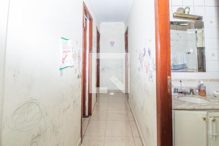 Corredor  de apartamento à venda com 3 quartos, 82m² em Vila Anglo Brasileira, São Paulo