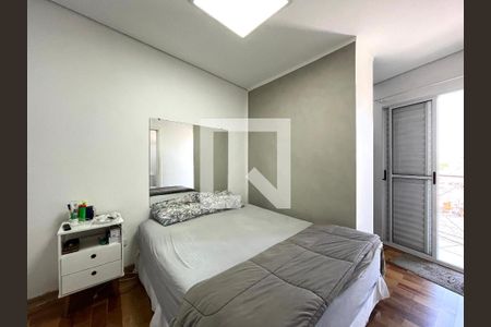 Suite  de casa para alugar com 5 quartos, 300m² em Jardim Oriental, São Paulo