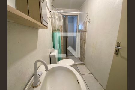 Banheiro de apartamento à venda com 1 quarto, 49m² em Centro, São Leopoldo