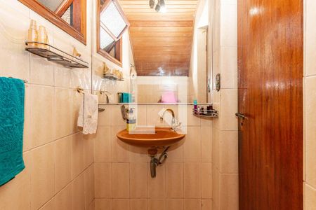 Lavabo de casa para alugar com 4 quartos, 250m² em Vila Santo Estefano, São Paulo