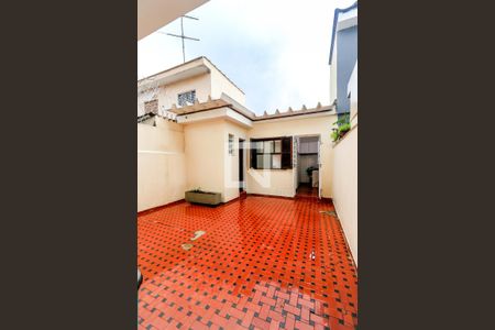 Casa para alugar com 170m², 3 quartos e 2 vagas Casa para alugar com 170m², 3 quartos e 2 vagasQuintal