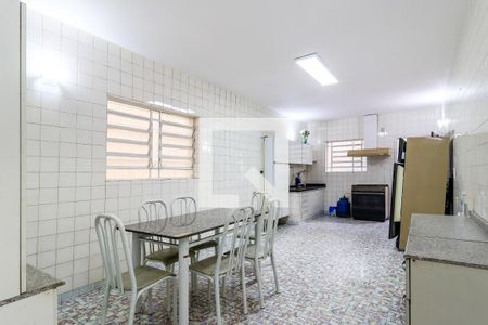 Casa para alugar com 170m², 3 quartos e 2 vagas Casa para alugar com 170m², 3 quartos e 2 vagasCozinha