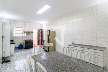 Casa para alugar com 170m², 3 quartos e 2 vagas Casa para alugar com 170m², 3 quartos e 2 vagasCozinha