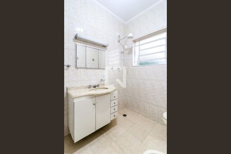 Casa para alugar com 170m², 3 quartos e 2 vagas Casa para alugar com 170m², 3 quartos e 2 vagasBanheiro