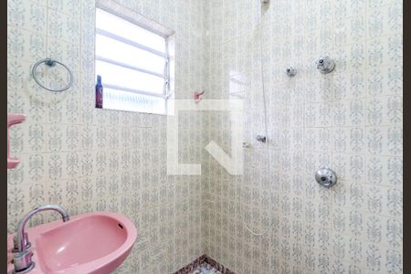 Casa para alugar com 170m², 3 quartos e 2 vagas Casa para alugar com 170m², 3 quartos e 2 vagasBanheiro da Suíte