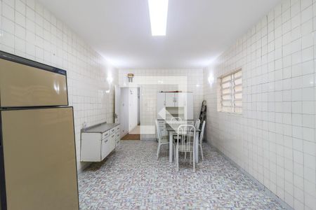 Casa para alugar com 170m², 3 quartos e 2 vagas Casa para alugar com 170m², 3 quartos e 2 vagasCozinha