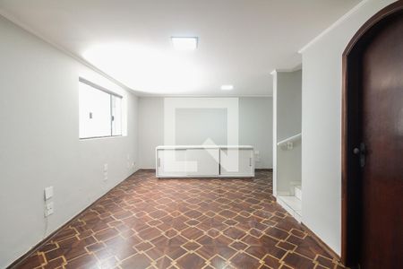 Sala  de casa para alugar com 4 quartos, 350m² em Vila Centenario, São Paulo