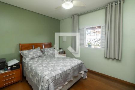 Suite de casa à venda com 3 quartos, 200m² em Jardim Popular, São Paulo