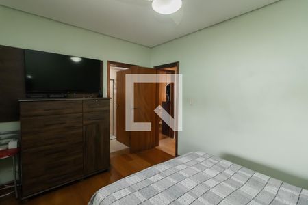 Suite de casa à venda com 3 quartos, 200m² em Jardim Popular, São Paulo