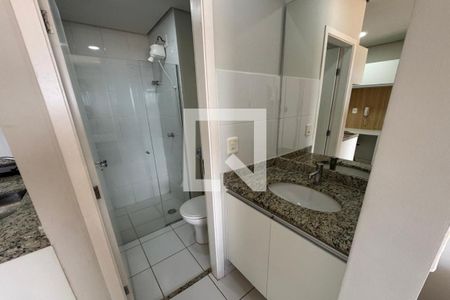 Banheiro Social de kitnet/studio para alugar com 1 quarto, 22m² em Iguatemi, Ribeirão Preto