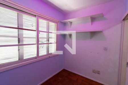 Quarto  de apartamento para alugar com 2 quartos, 45m² em Bela Vista, Porto Alegre