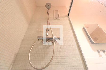 Banheiro de apartamento para alugar com 1 quarto, 70m² em Vila Leopoldina, São Paulo