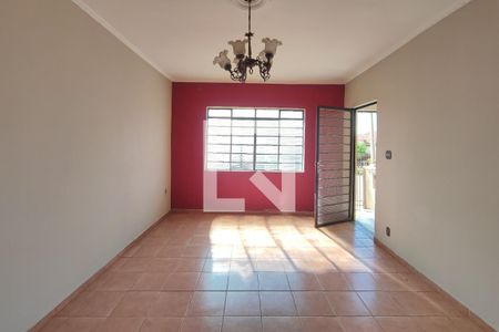 Sala de casa para alugar com 3 quartos, 148m² em Vila Marieta, Campinas