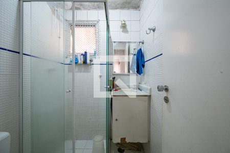 Banheiro de apartamento para alugar com 2 quartos, 54m² em Vila Guarani, São Paulo