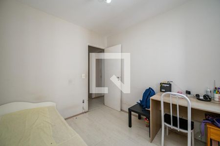 Quarto 2 de apartamento para alugar com 2 quartos, 54m² em Vila Guarani, São Paulo