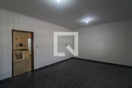 Sala de casa para alugar com 4 quartos, 200m² em Jardim Tango, São Paulo