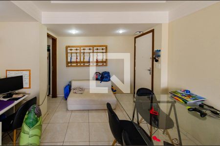 Sala de apartamento à venda com 2 quartos, 72m² em Vila Paris, Belo Horizonte