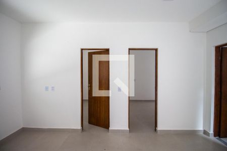 Sala de apartamento para alugar com 2 quartos, 40m² em Vila Taquari, São Paulo