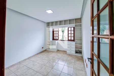 quarto 1 de casa para alugar com 3 quartos, 80m² em Vila São José, São Paulo