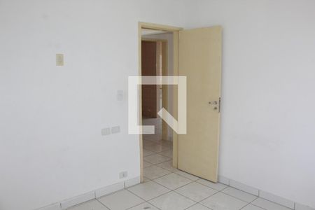 Quarto 2 de apartamento para alugar com 2 quartos, 54m² em Jardim Rio das Pedras, Cotia