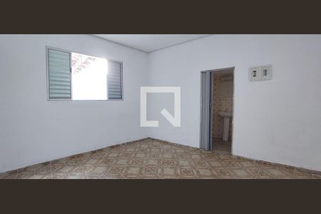 Quarto de casa para alugar com 1 quarto, 50m² em Vila Junqueira, Santo André