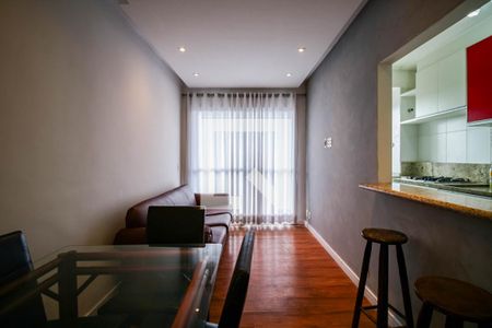 Sala de apartamento à venda com 2 quartos, 55m² em Fazenda Morumbi, São Paulo