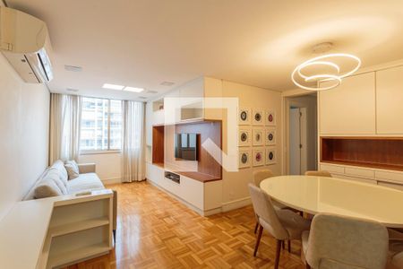 Apartamento à venda com 2 quartos, 90m² em Itaim Bibi, São Paulo