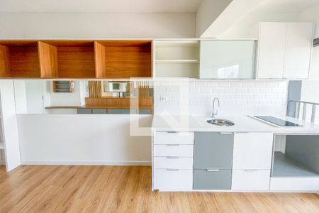 Cozinha de apartamento para alugar com 1 quarto, 34m² em Pinheiros, São Paulo