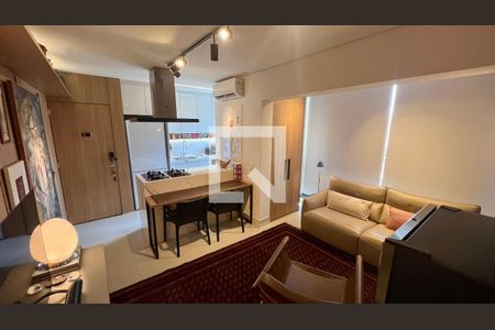 Sala  de apartamento à venda com 1 quarto, 48m² em Pinheiros, São Paulo