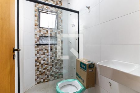 Banheiro de apartamento para alugar com 1 quarto, 27m² em Vila Marte, São Paulo