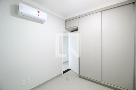 Quarto 2 de apartamento para alugar com 3 quartos, 114m² em Jardim Botânico, Uberlândia