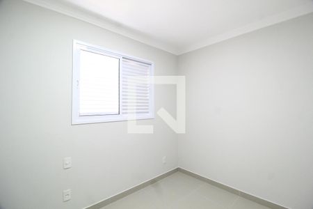 Quarto 2 de apartamento para alugar com 3 quartos, 114m² em Jardim Botânico, Uberlândia