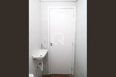 Banheiro de casa de condomínio para alugar com 1 quarto, 25m² em Vila Amalia (zona Norte), São Paulo