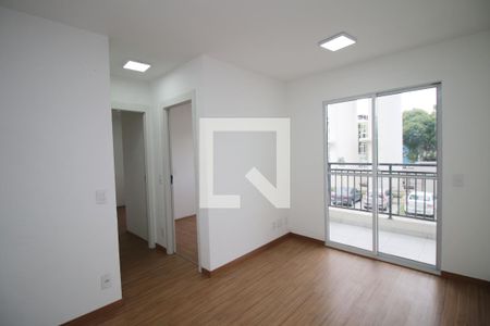 Sala de apartamento para alugar com 2 quartos, 43m² em Vista Alegre, Rio de Janeiro