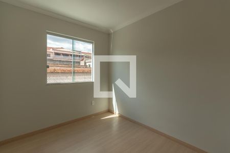 Quarto de apartamento à venda com 2 quartos, 60m² em Letícia, Belo Horizonte