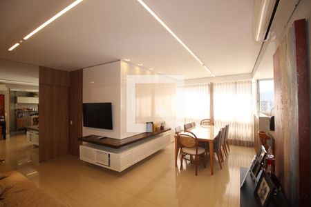 Sala  de apartamento à venda com 3 quartos, 90m² em Santo Antônio, Belo Horizonte